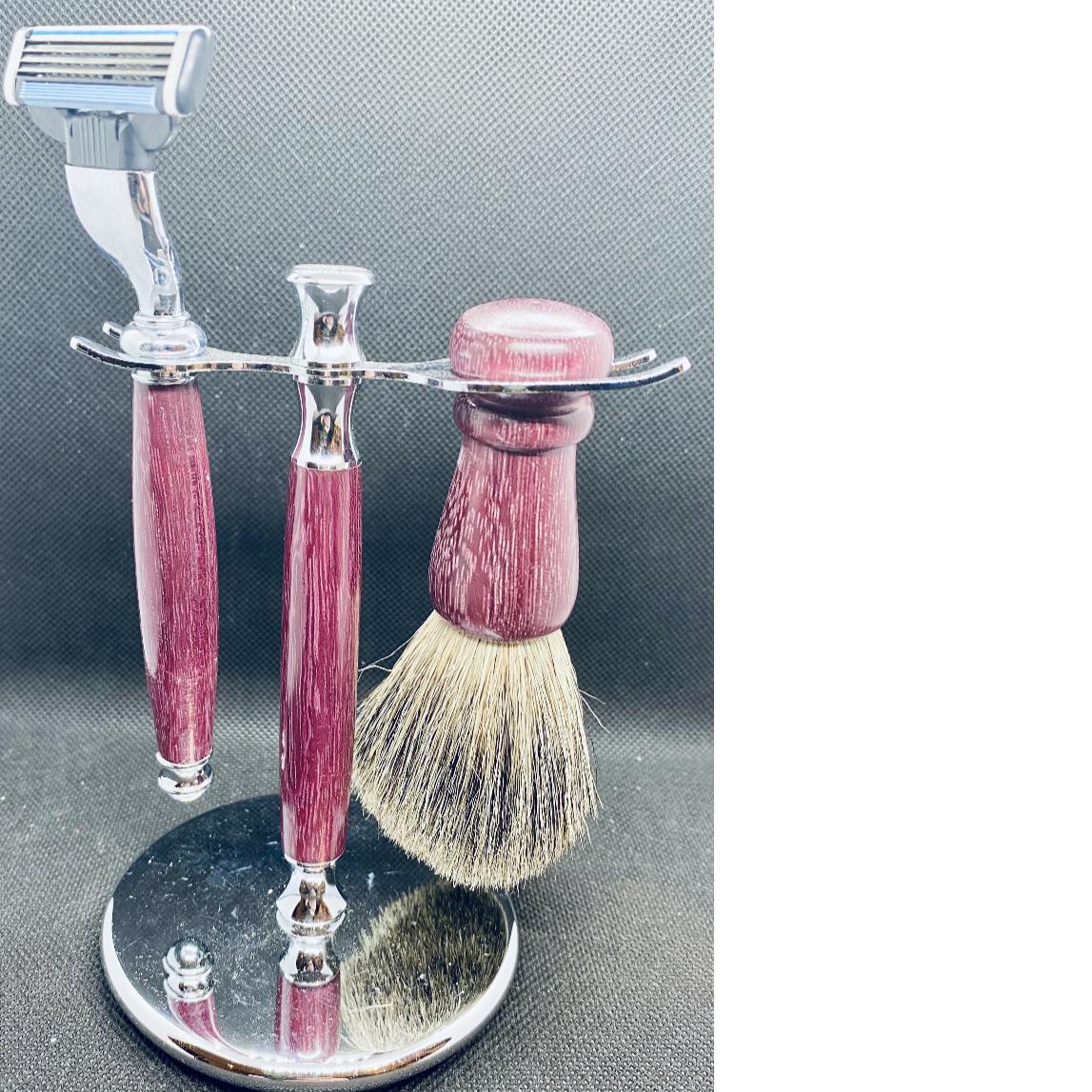 shave set - razor fits Gillette, Mach 3, Venus blades.